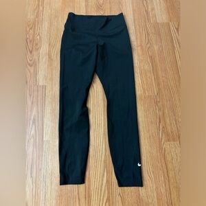 Nike Dri-Fit Leggings With Pockets
